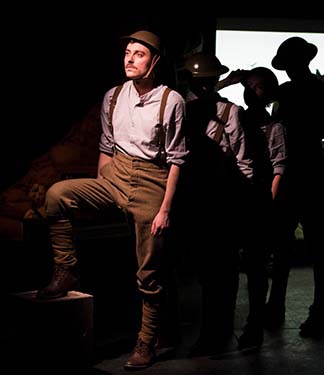 David Paisley as Saki, photo Monica Simoes