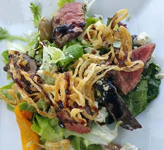 gorgonzola steak salad