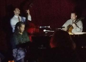 Lionel Cole brightens Dad‘s “Freddy Cole Quartet” in blackout