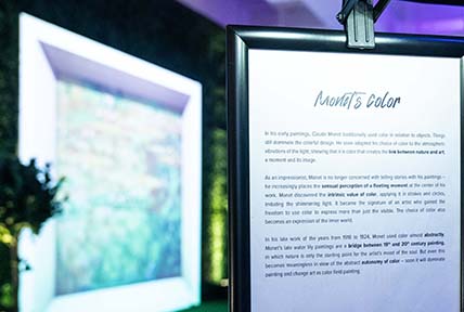 Monets-color-text-1