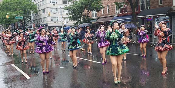 Dance Parade 2023: damp but vibrant