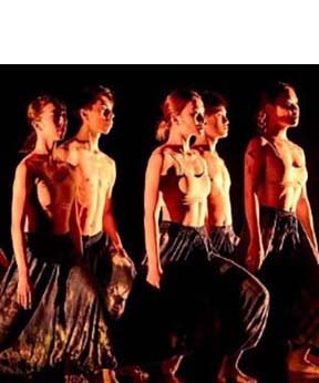 “Taiwan Season: Trace of Belief” displays vivid stylized Asian movements, myths and forms