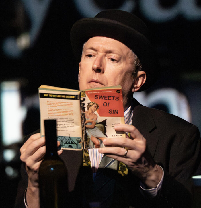 Staging the Unreadable: Elevator Repair Service‘s ‘Ulysses’ Remains Stubbornly Opaque